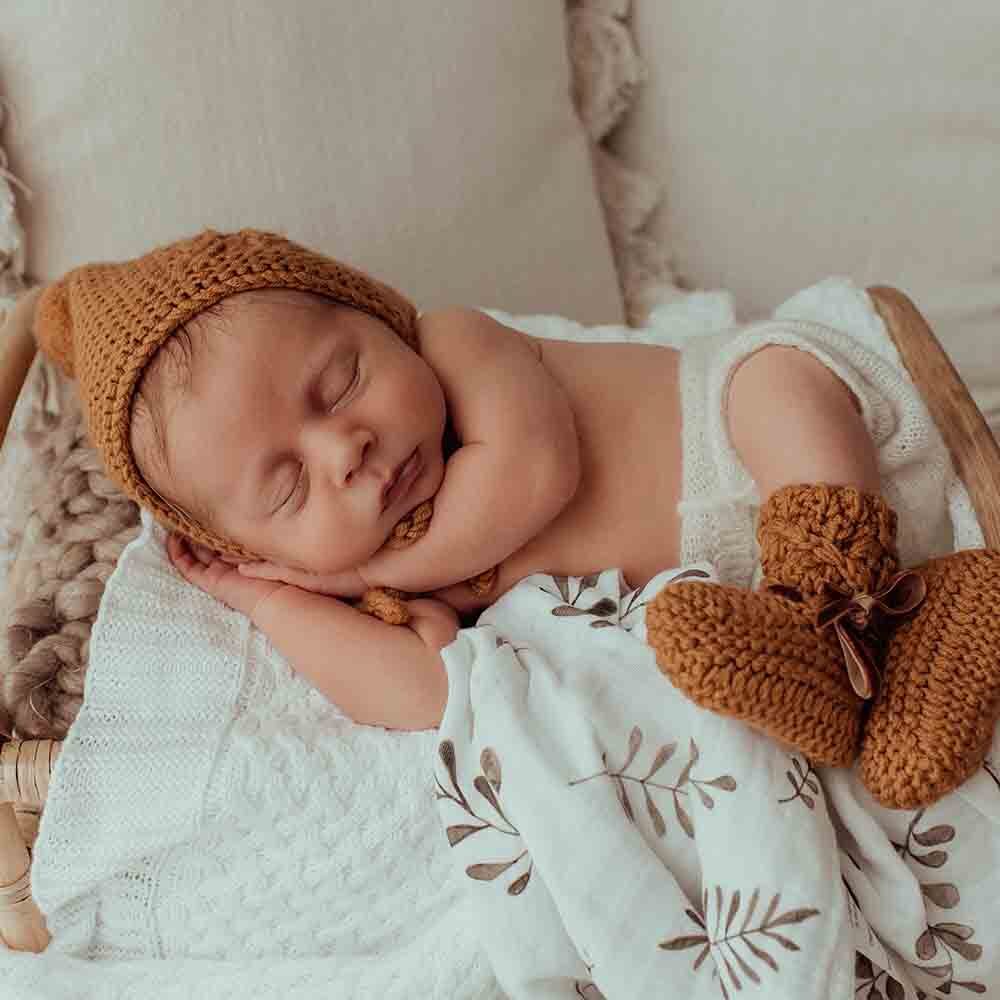 Bronze Merino Wool Bonnet & Booties Set