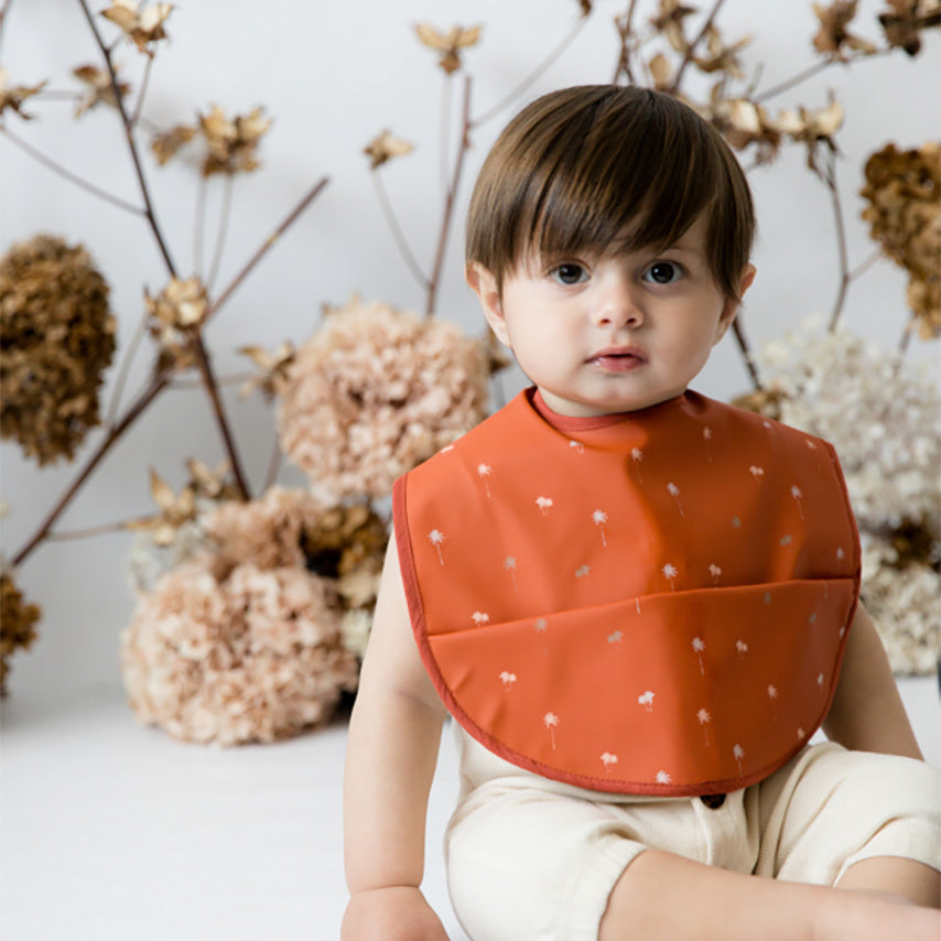 Snuggle Bib Waterproof | Palm
